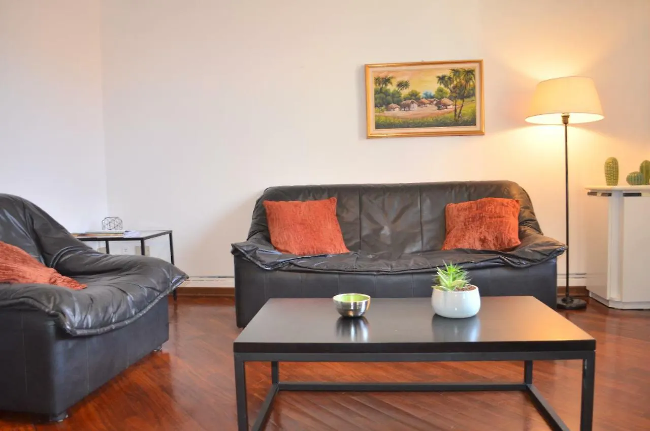 Cozy One Bedroom Apartment In Milano, Brera İtalya