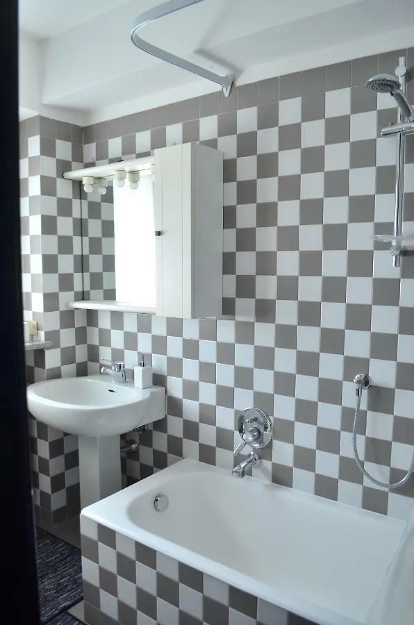 Cozy One Bedroom Apartment In Milano, Brera